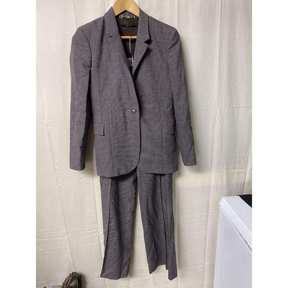 GUCCI TaupeWomens Suit Sz 40 Leather Accent On Pants
